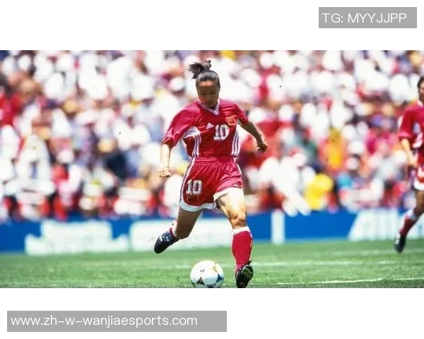 从草根到顶级球星:一名普通人的足球逆袭之路 从草根到顶级球星:一名普通人的足球逆袭之路